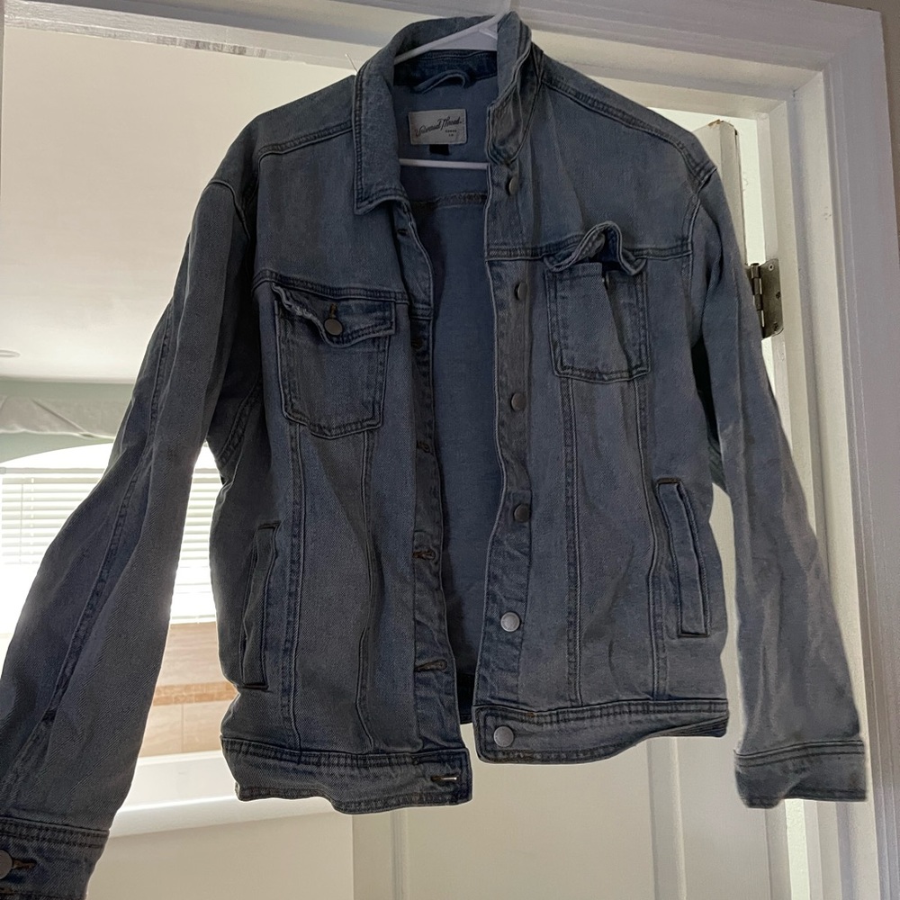 Universal Threads Oversized Jean Jacket